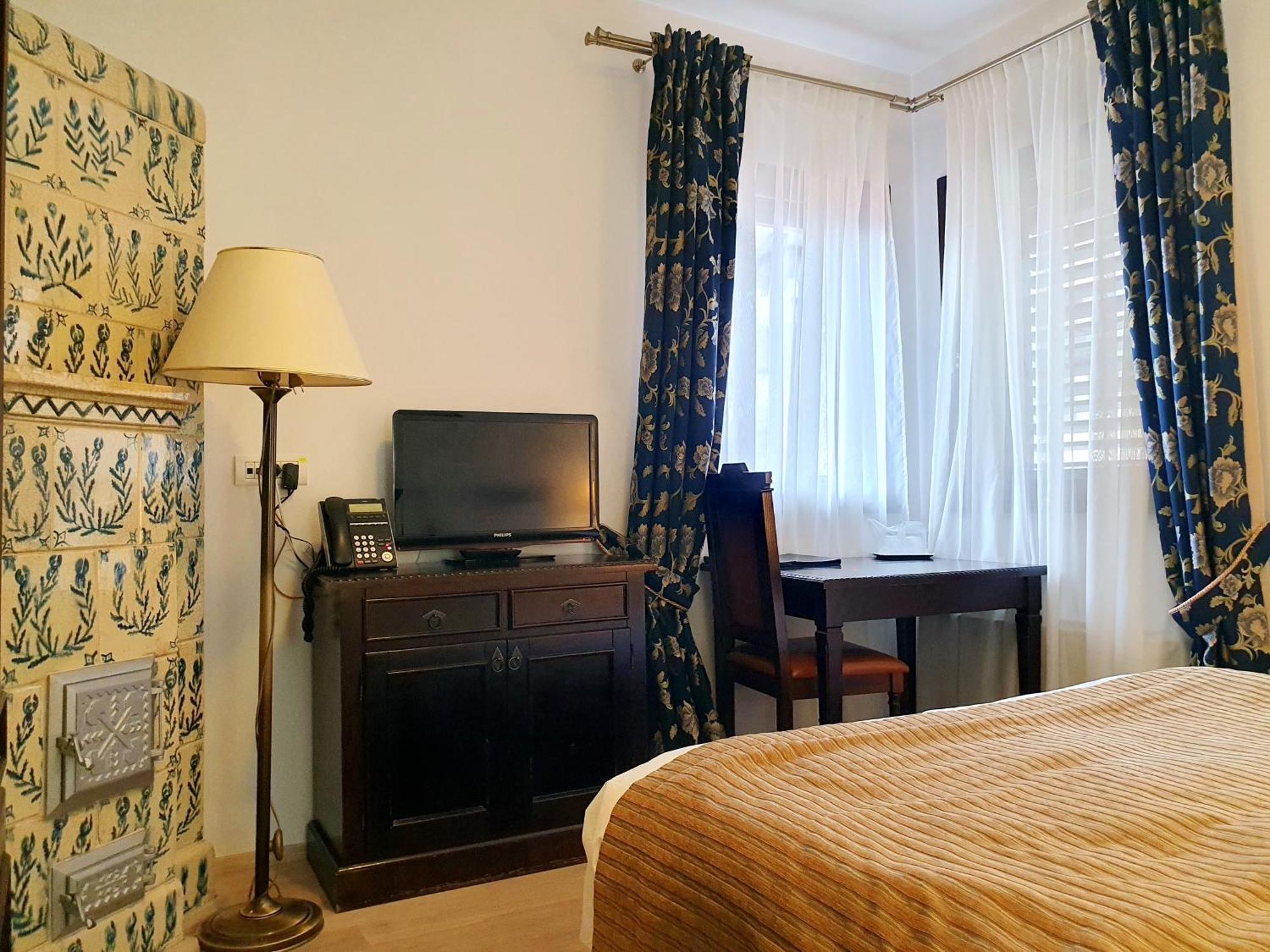 Vila Leonida - Resort Leonida Buşteni Exteriör bild