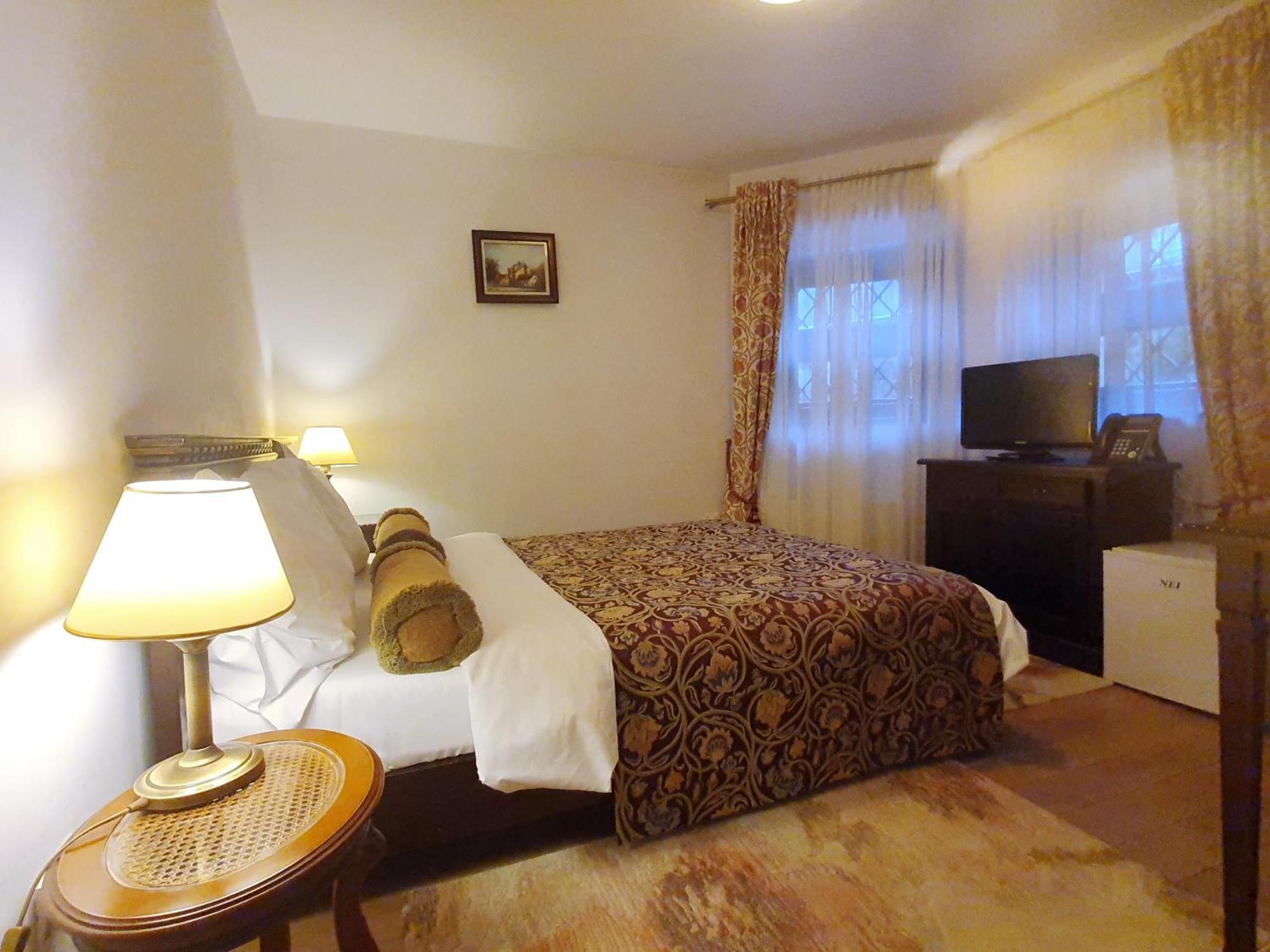 Vila Leonida - Resort Leonida Buşteni Exteriör bild