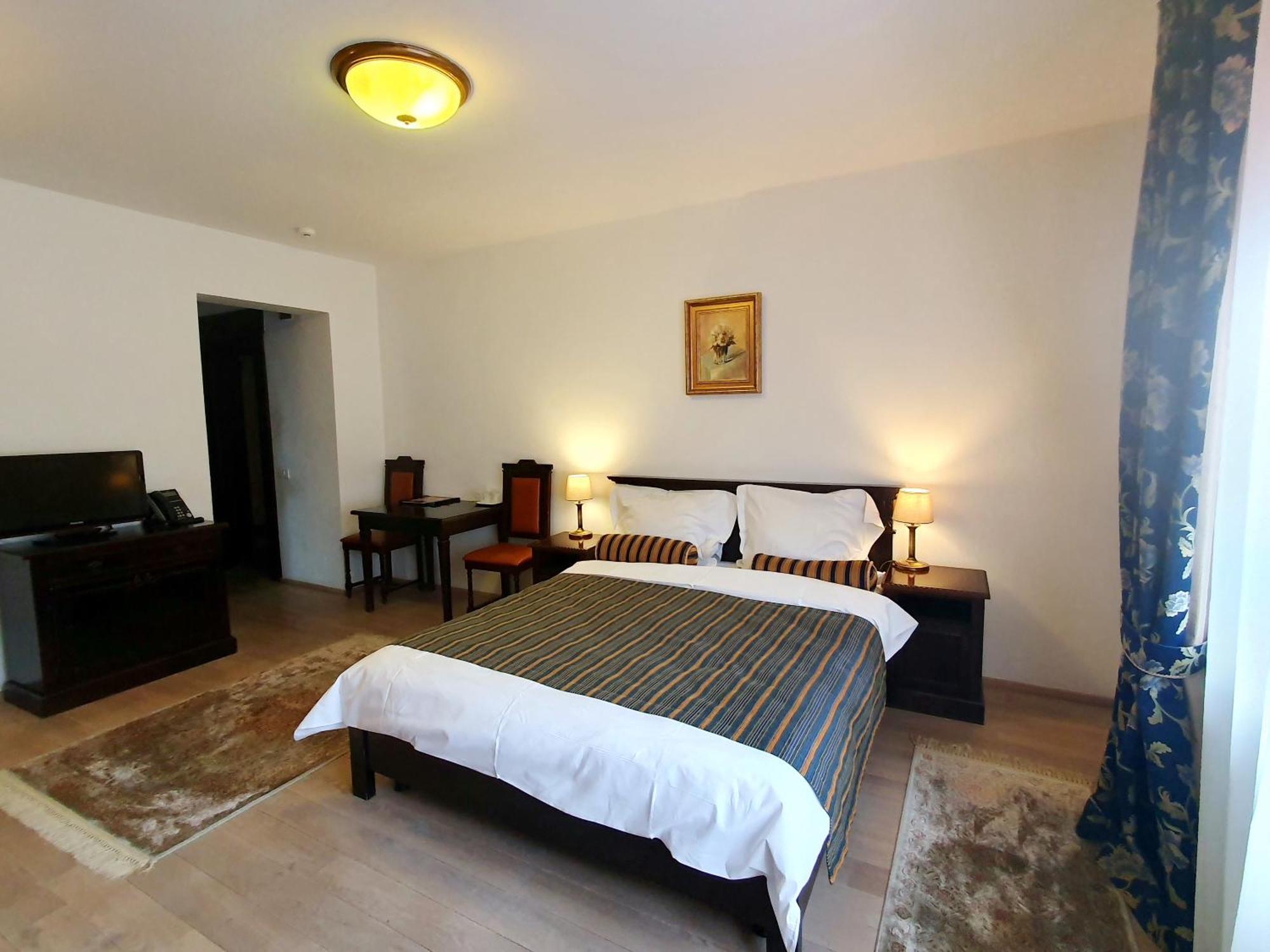Vila Leonida - Resort Leonida Buşteni Exteriör bild