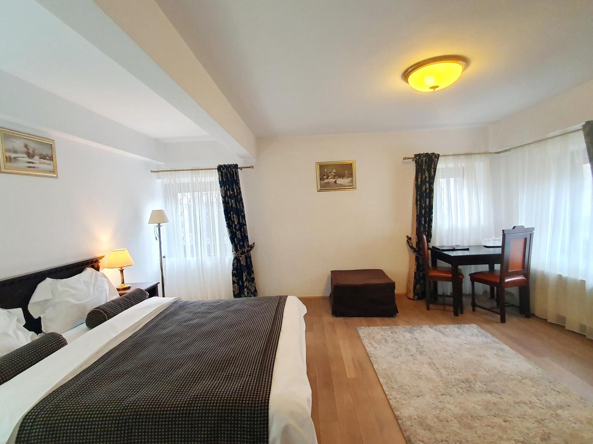 Vila Leonida - Resort Leonida Buşteni Exteriör bild