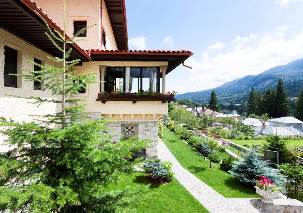 Vila Leonida - Resort Leonida Buşteni Exteriör bild